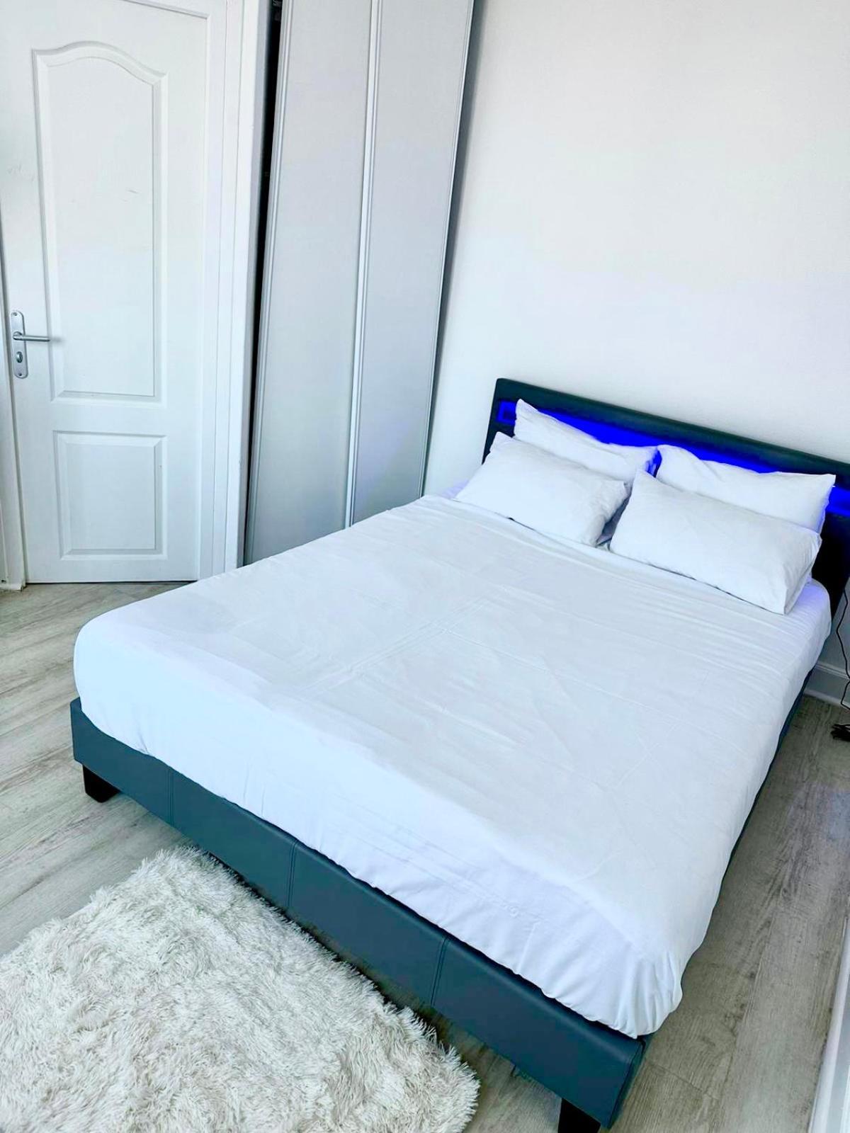 Appartement Moderne Vierzon Exterior foto